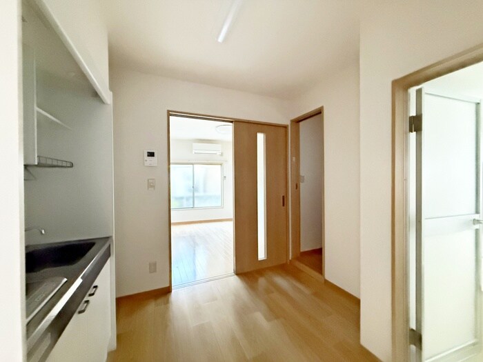 物件内観写真15　(廊下)