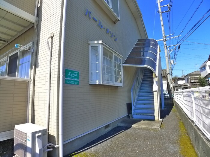 物件外観写真5　(エントランス部分)