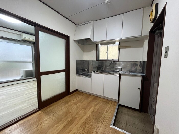 物件内観写真10　(廊下)