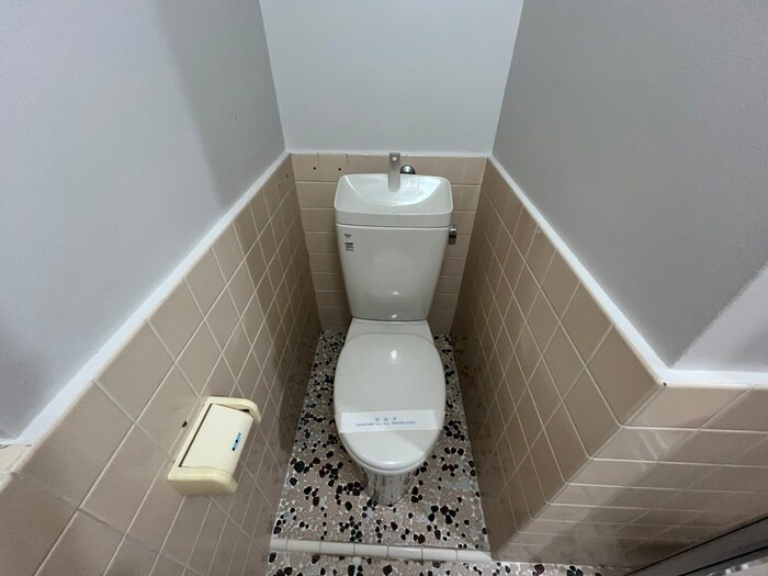 物件内観写真14　(トイレ)