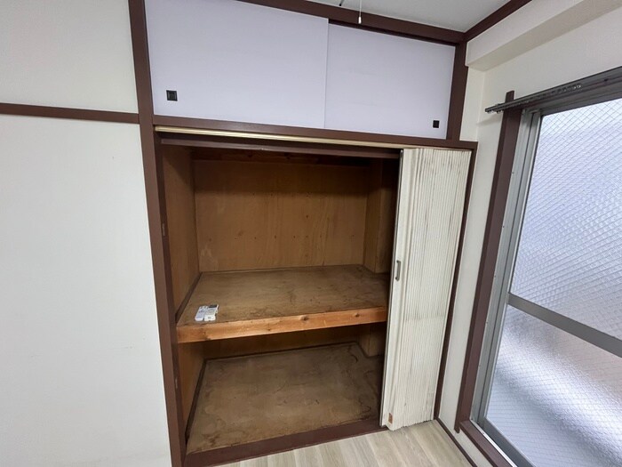 物件内観写真18　(収納)