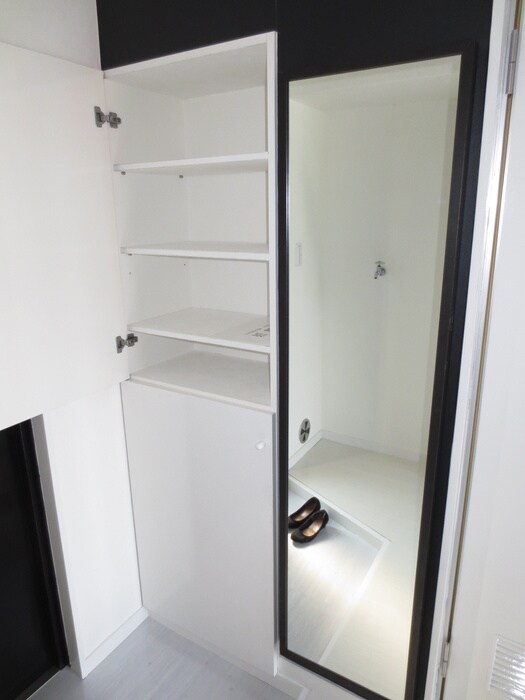 物件内観写真11　(靴箱)