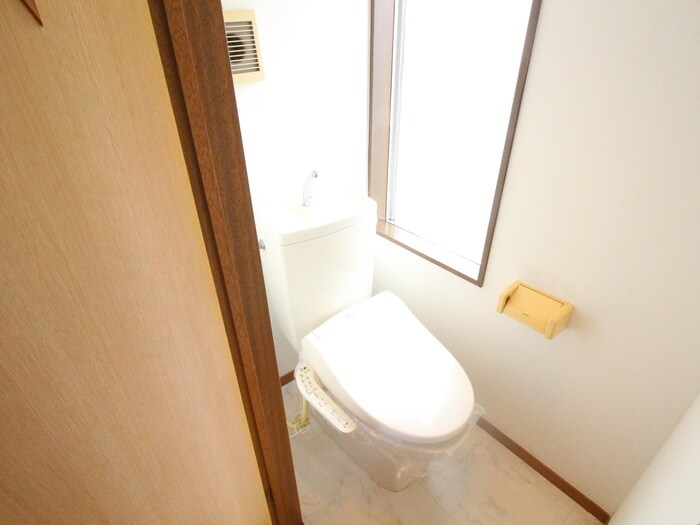 物件内観写真12　(トイレ)