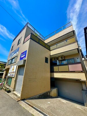 山形コ－ポ外観写真
