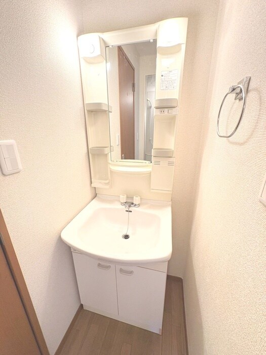 物件内観写真10　(洗面)