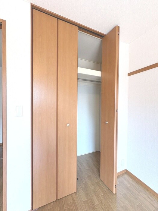 物件内観写真16　(収納)