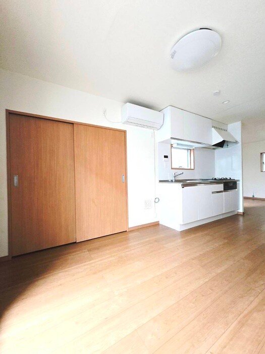 物件内観写真10　(内観写真)