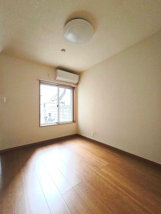 物件内観写真17　(居室)