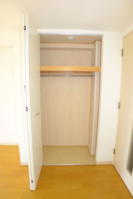 物件内観写真15　(収納)