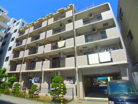 シャルマン津田沼外観写真