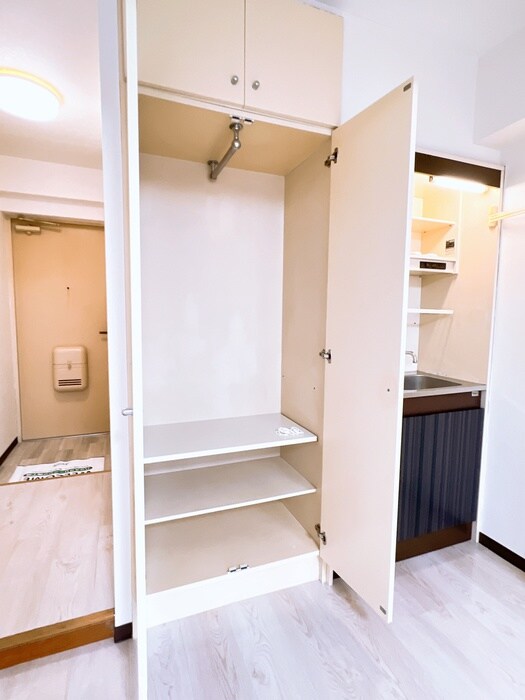 物件内観写真9　(収納)