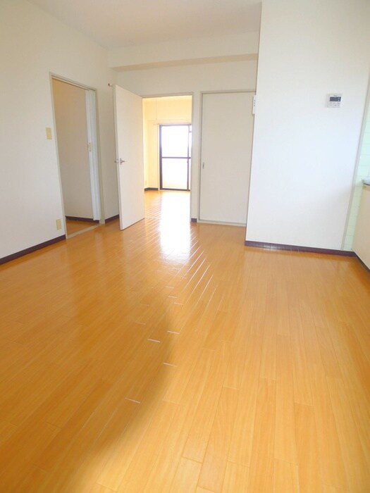 物件内観写真7　(居室)