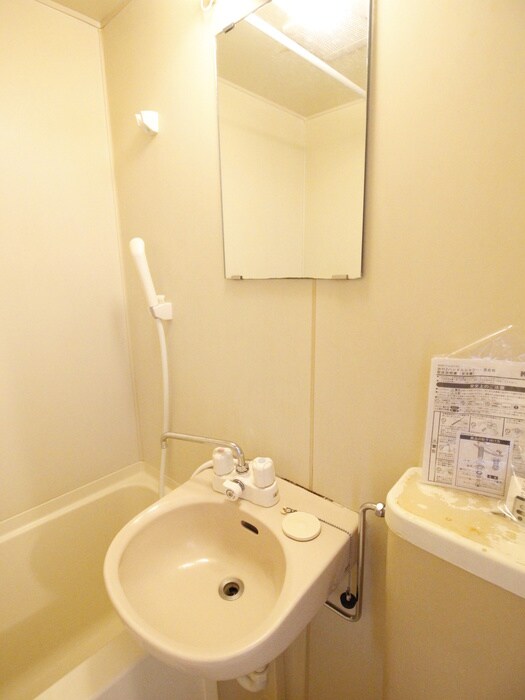 物件内観写真13　(洗面)