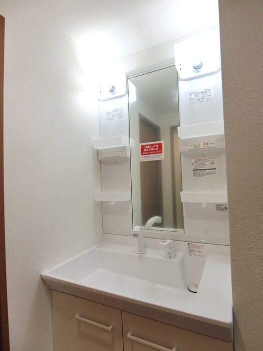 物件内観写真13　(洗面)