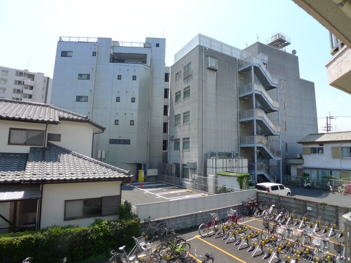 物件内観写真21　(室内からの展望)