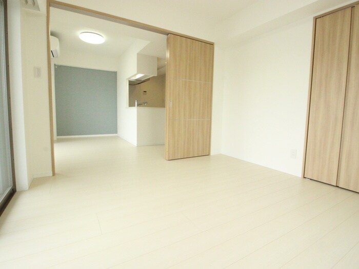 物件内観写真7　(居室)