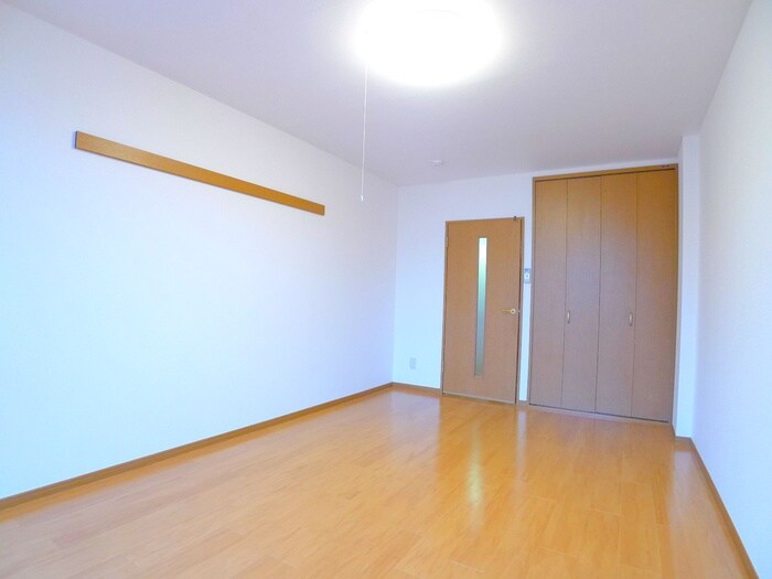 物件内観写真13　(居室)