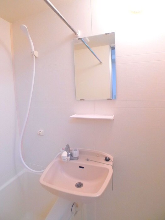 物件内観写真15　(洗面)