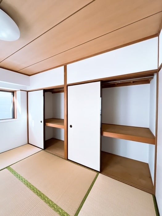 物件内観写真11　(収納)