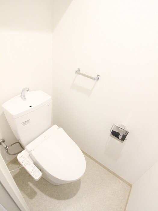 物件内観写真11　(トイレ)