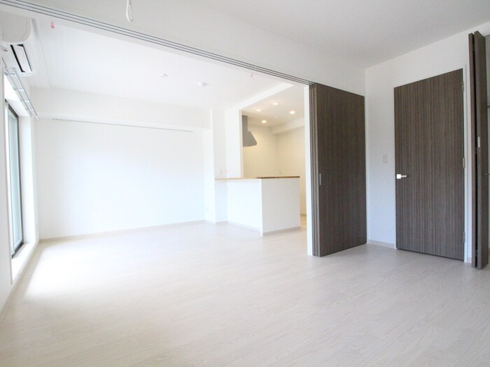 物件内観写真12　(居室)