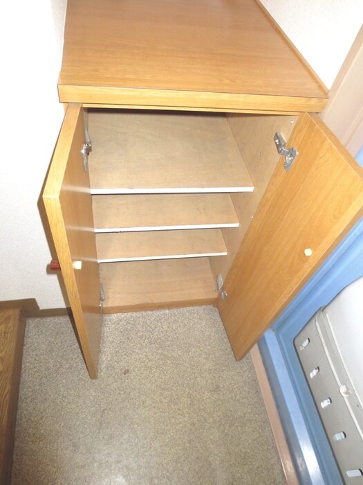 物件内観写真15　(靴箱)