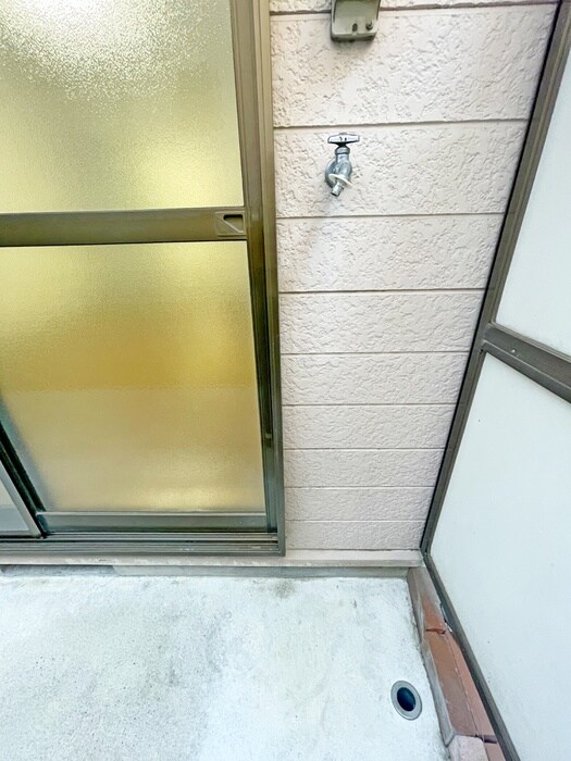 物件内観写真17　(洗濯機置場)