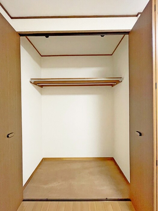 物件内観写真18　(収納)