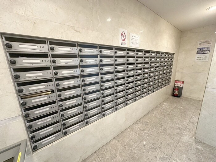 物件外観写真4　(建物設備)