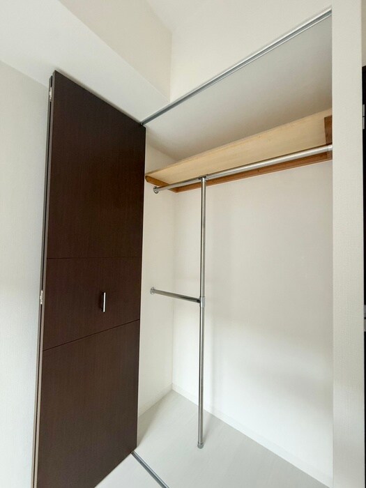 物件内観写真12　(収納)