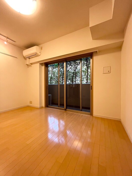 物件内観写真12　(居室)