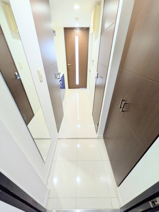 物件内観写真15　(玄関)