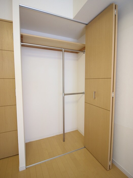 物件内観写真15　(収納)