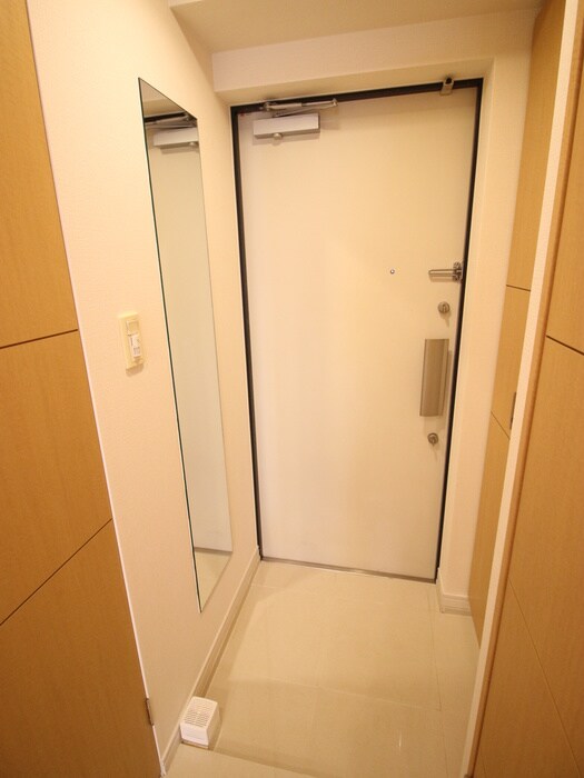 物件内観写真19　(玄関)