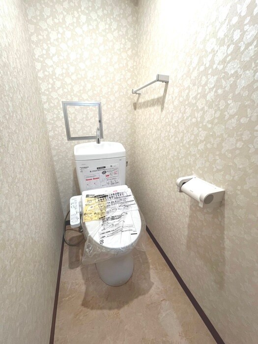 物件内観写真12　(トイレ)