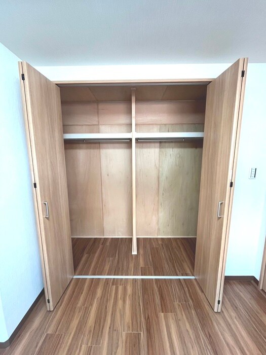 物件内観写真18　(収納)