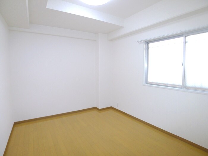 物件内観写真19　(居室)