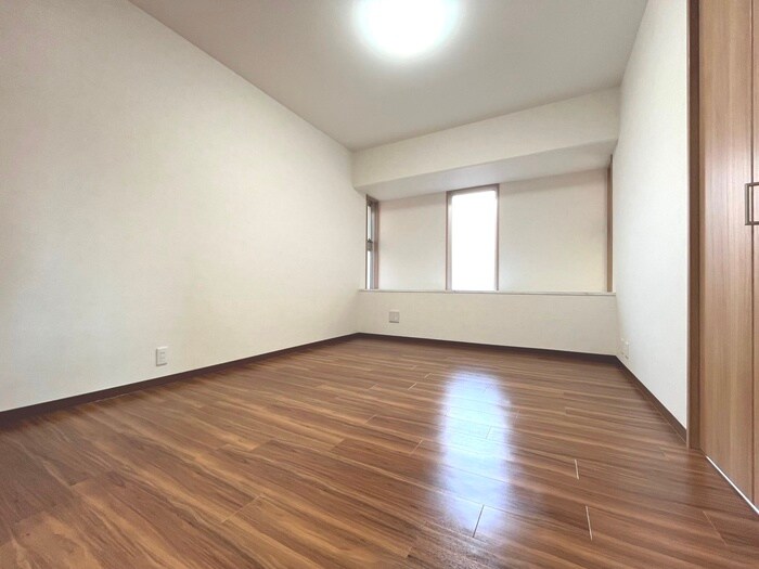 物件内観写真21　(居室)