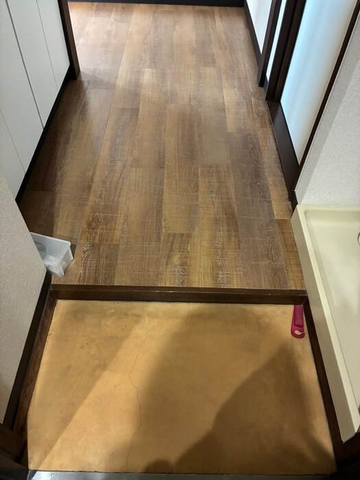 物件内観写真14　(玄関)