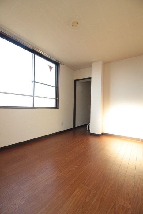 物件内観写真21　(居室)