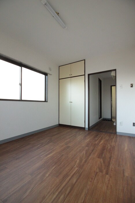 物件内観写真21　(居室)