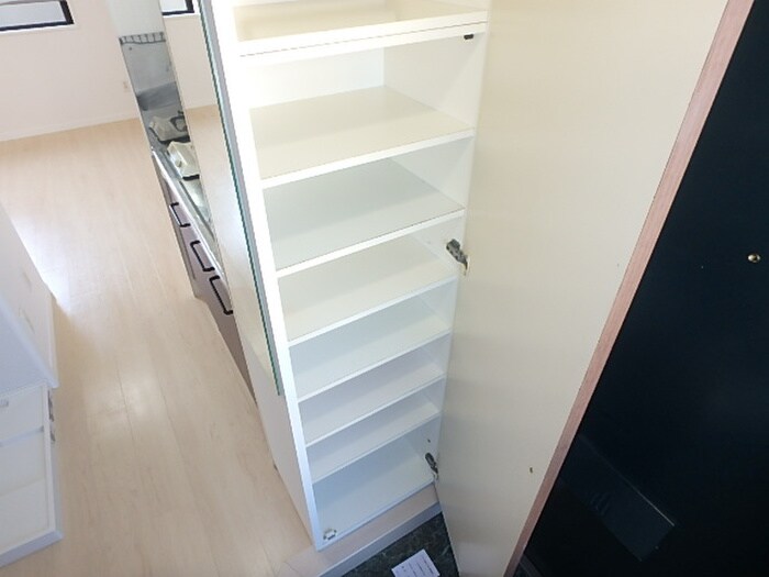 物件内観写真13　(靴箱)