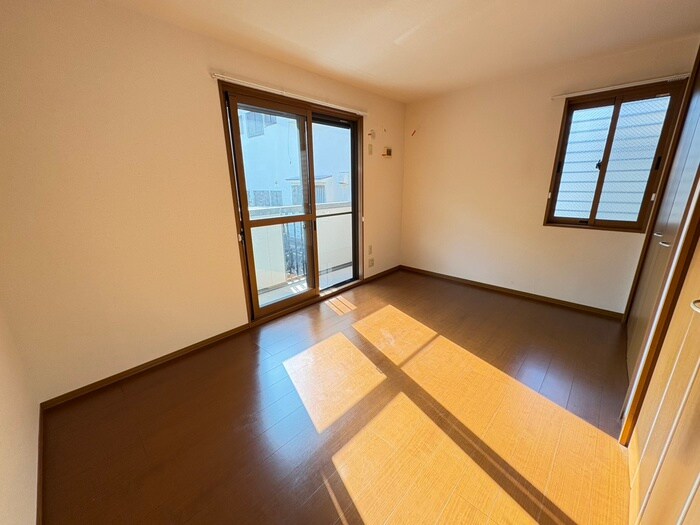 物件内観写真7　(居室)