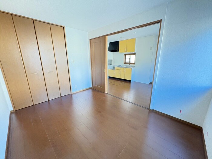 物件内観写真10　(居室)