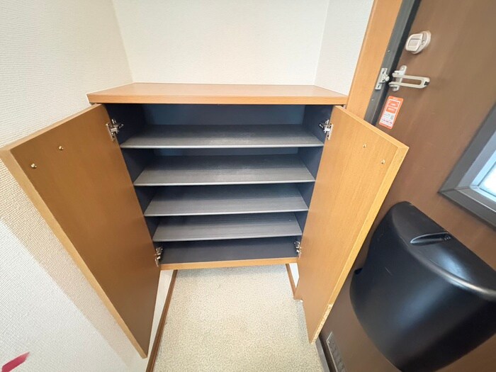 物件内観写真19　(靴箱)