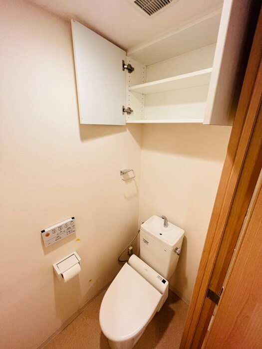 物件内観写真14　(トイレ)