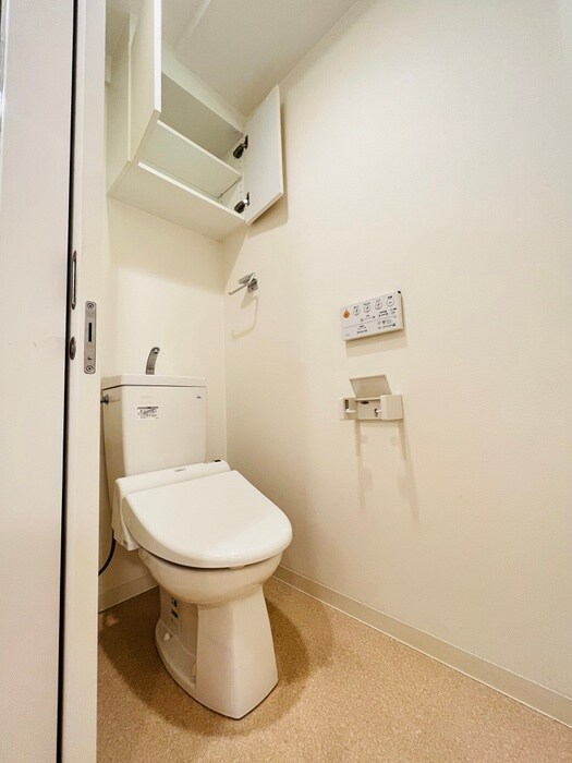 物件内観写真16　(トイレ)