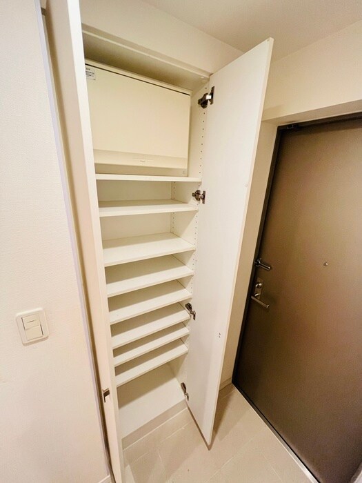 物件内観写真20　(靴箱)