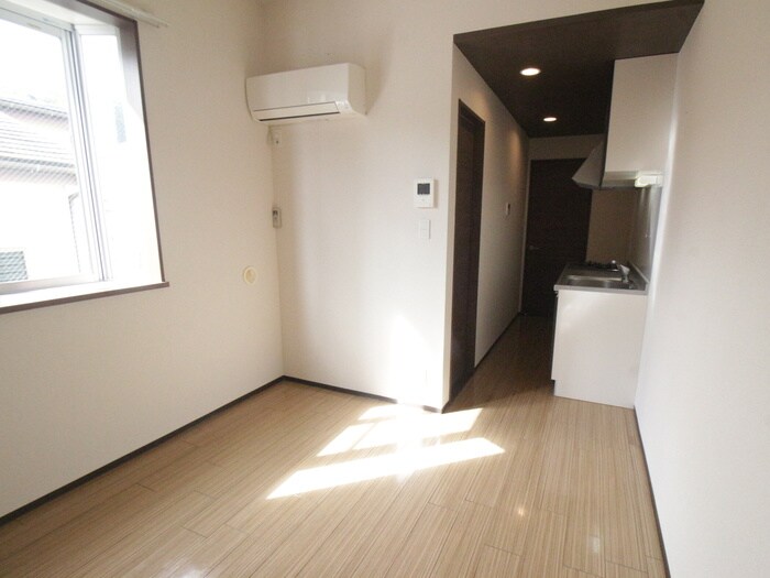 物件内観写真8　(居室)