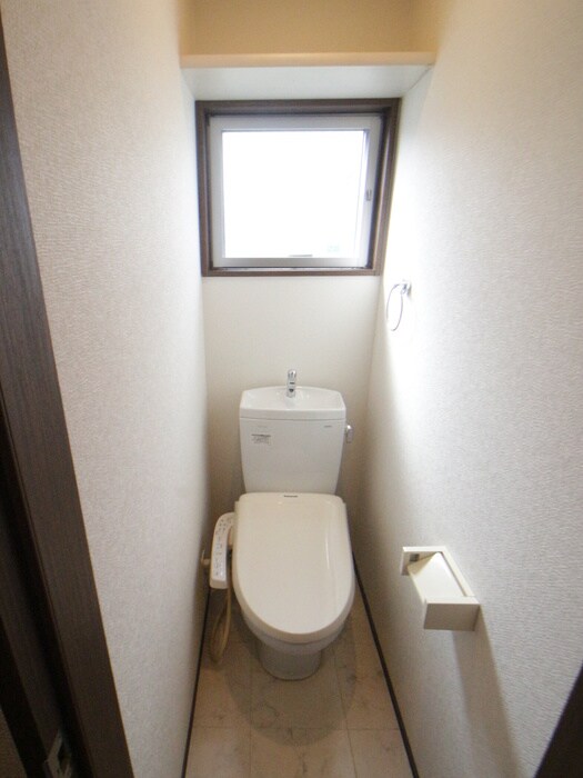 物件内観写真14　(トイレ)